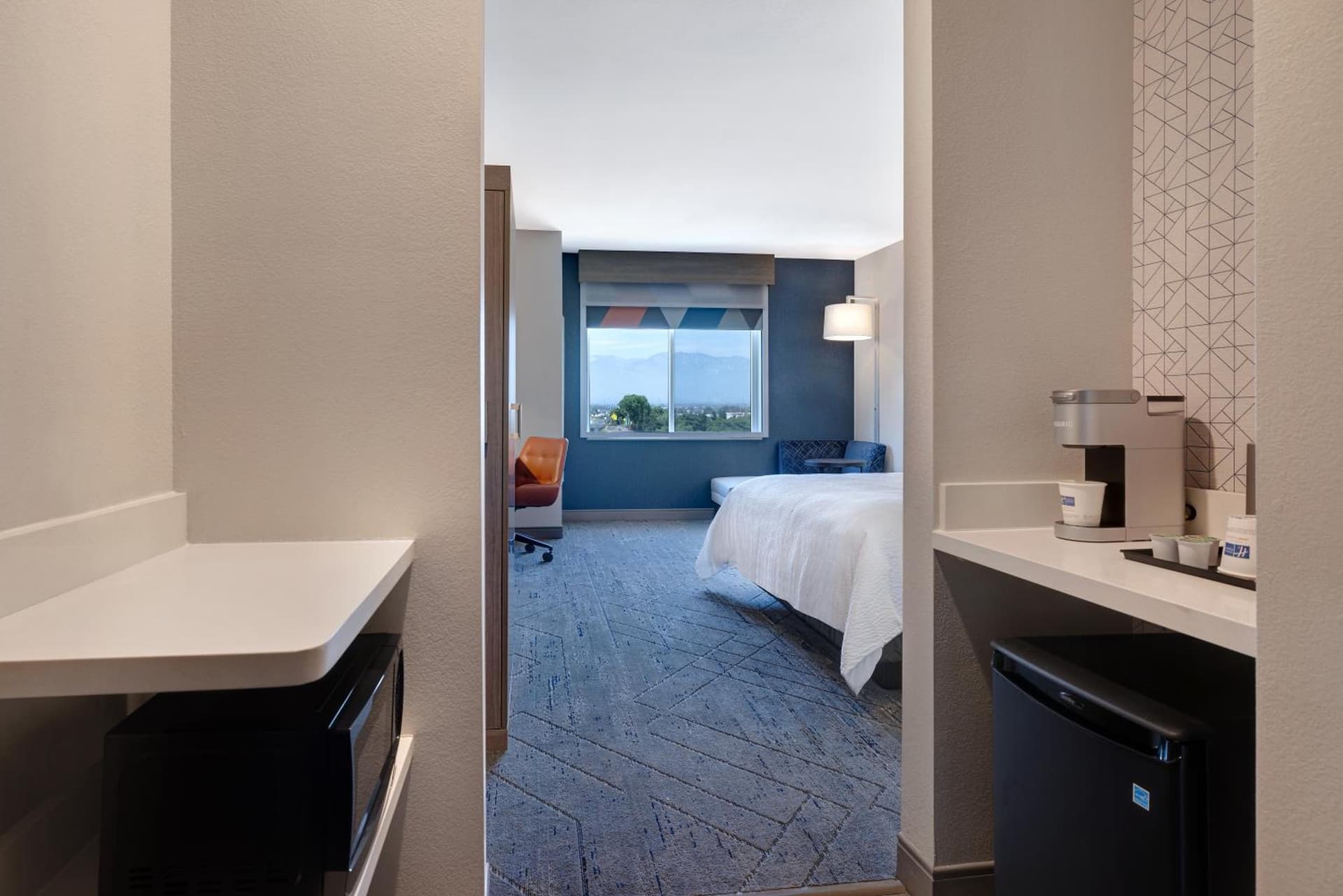 Holiday Inn Express & Suites Ontario - Chino Hills by IHG gallery photo in Chino Hills, CA — image 20