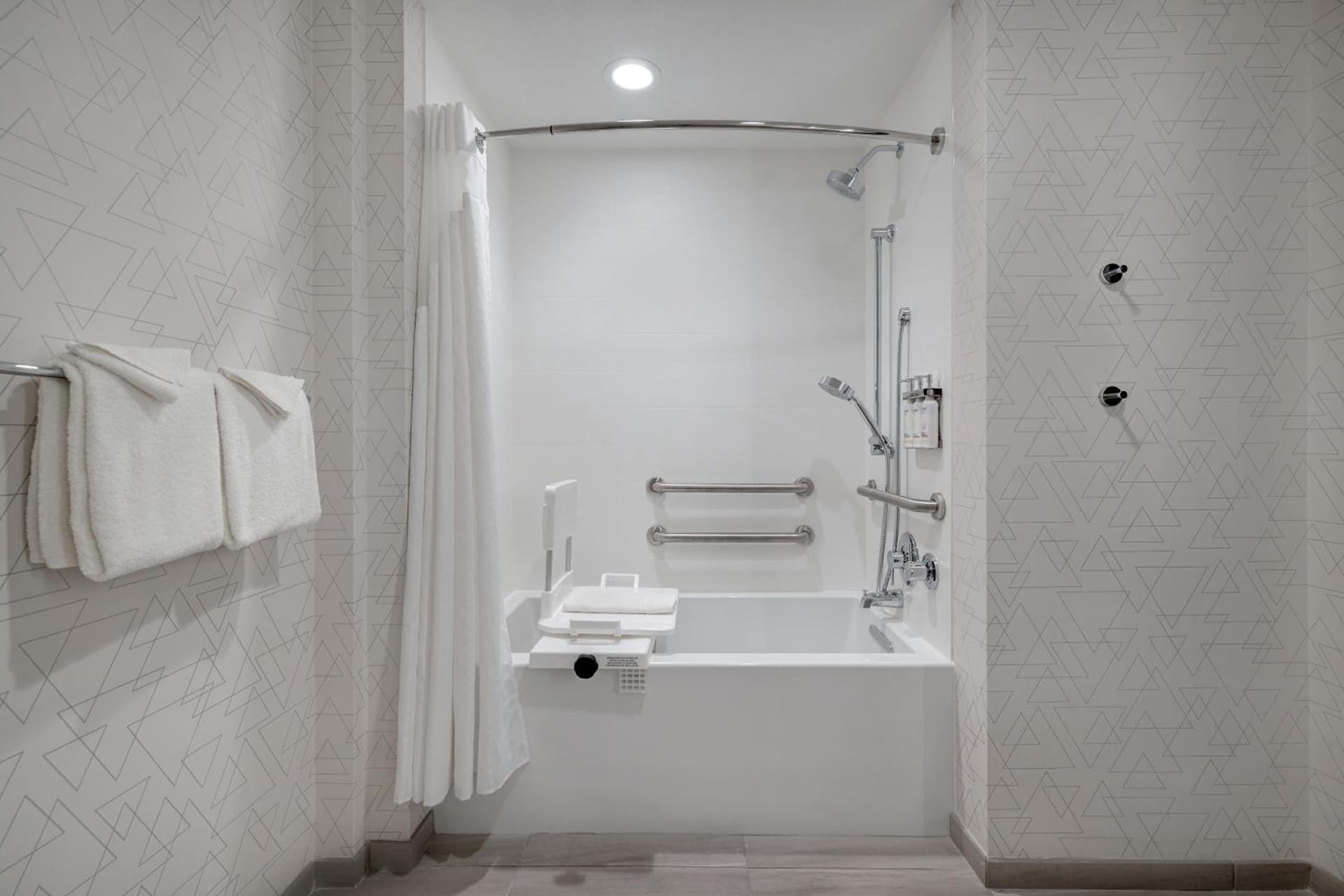 Holiday Inn Express & Suites Ontario - Chino Hills by IHG gallery photo in Chino Hills, CA — image 19