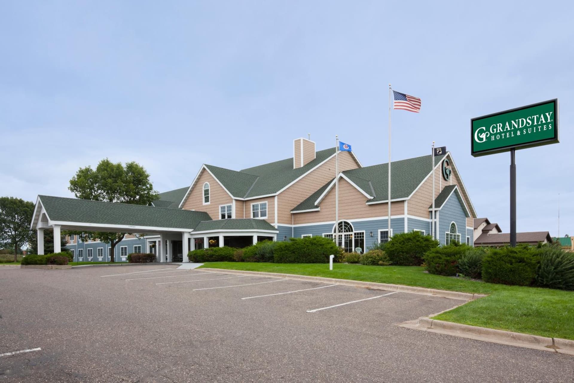 Quality Inn & Suites Stillwater featured exterior or lobby in Stillwater, MN — similar hotel