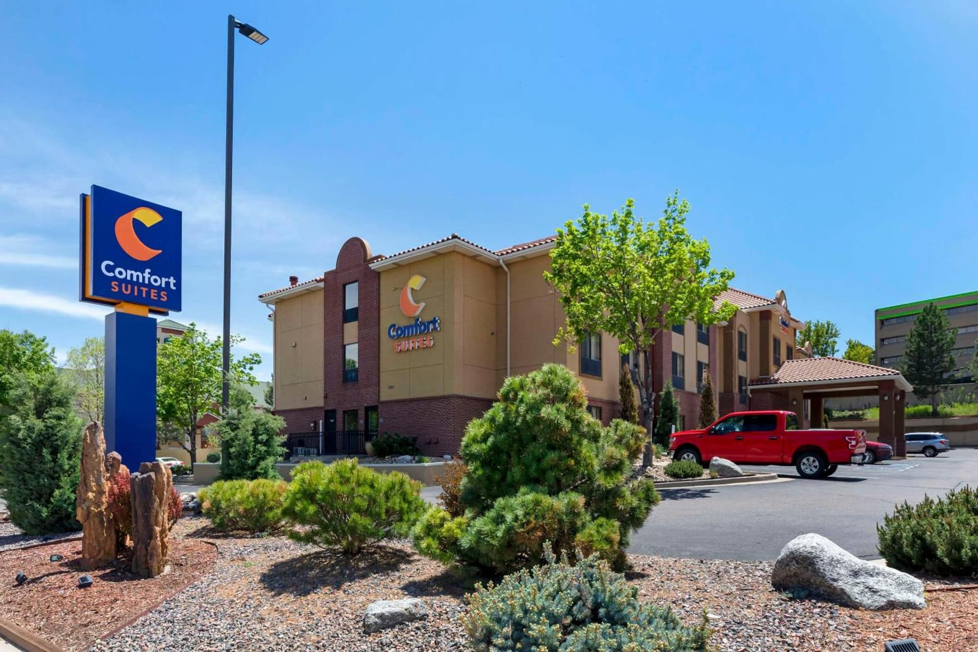 Comfort Suites Lakewood - Denver interior in Lakewood, CO — gallery photo 2