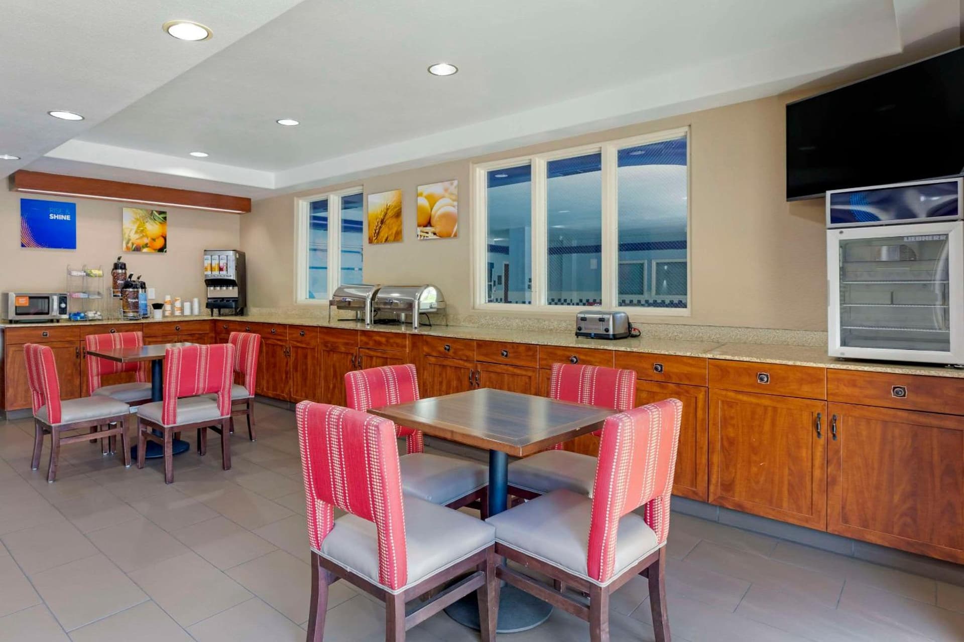 Comfort Suites Lakewood - Denver gallery photo in Lakewood, CO — image 15