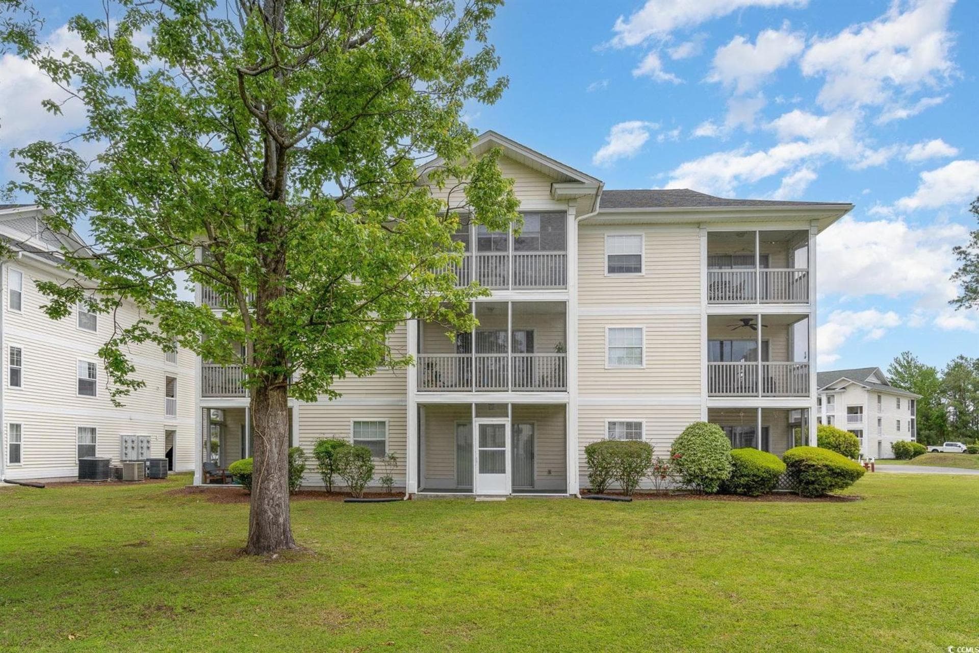Stunning First Floor 2 Bedroom Suite-River Oaks 22-A property views in Myrtle Beach, SC — gallery photo 3