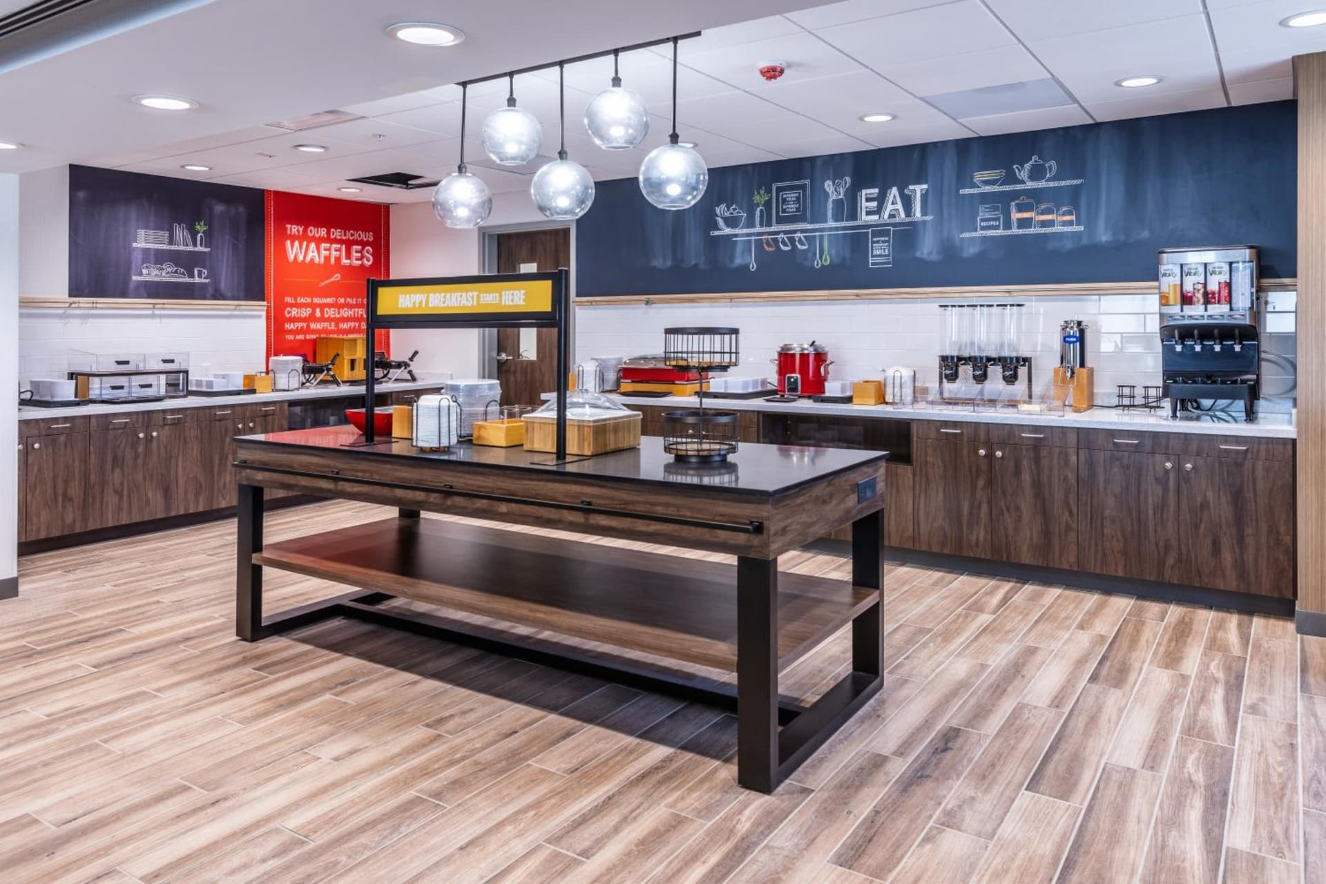 Hampton Inn & Suites Bakersfield Central gallery photo in Bakersfield, CA — image 9