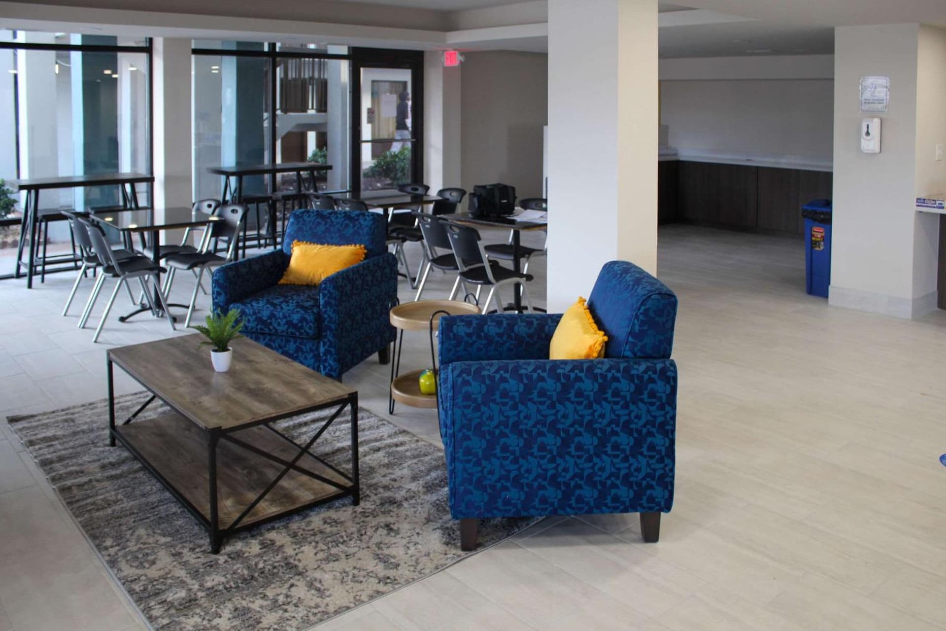 Clarion Pointe Statesville interior in Statesville, NC — gallery photo 2
