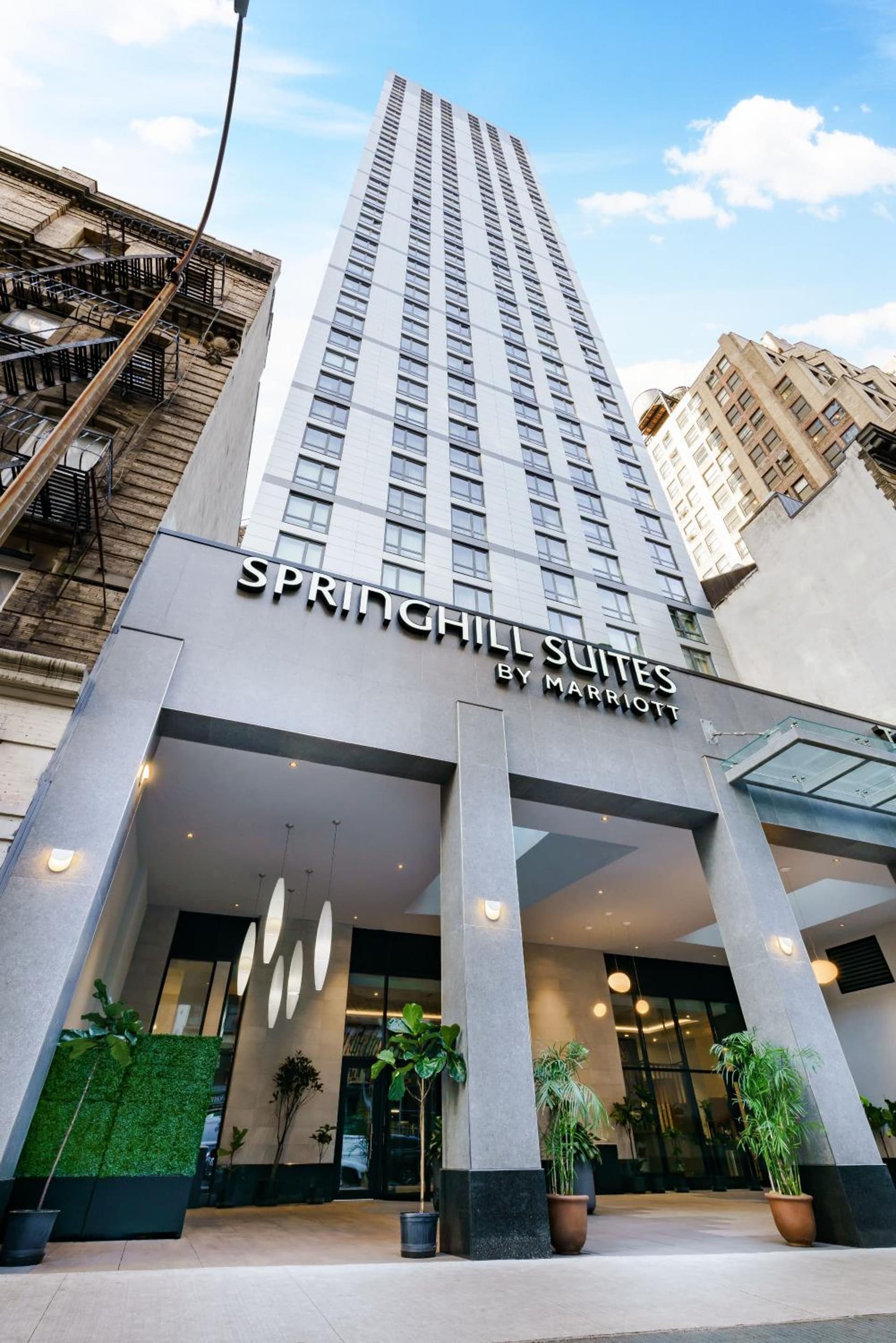 SpringHill Suites by Marriott New York Manhattan Chelsea interior in New York, NY — gallery photo 2