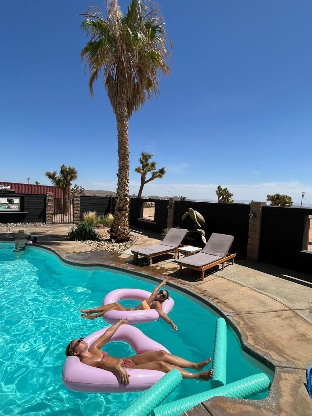 The Oasis Resort Pickleball, Pool, Gym, Hot Tub interior in Yucca Valley, CA — gallery photo 2