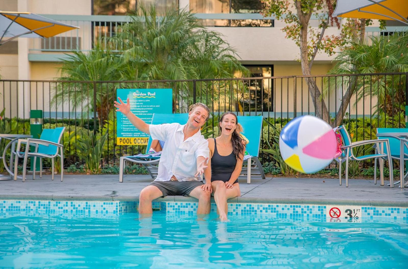 Howard Johnson by Wyndham Anaheim Hotel and Water Playground gallery photo in Anaheim, CA — image 106