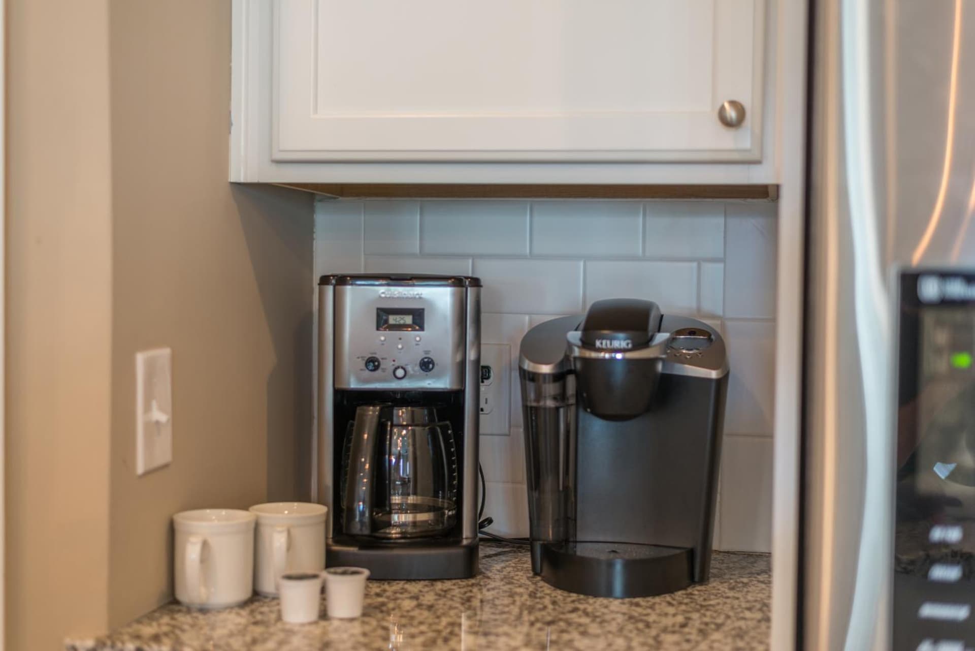 15% off 7 Night Stays Aug- Oct HEATED POOL, Walk to Beach property views in Hilton Head Island, SC — gallery photo 3