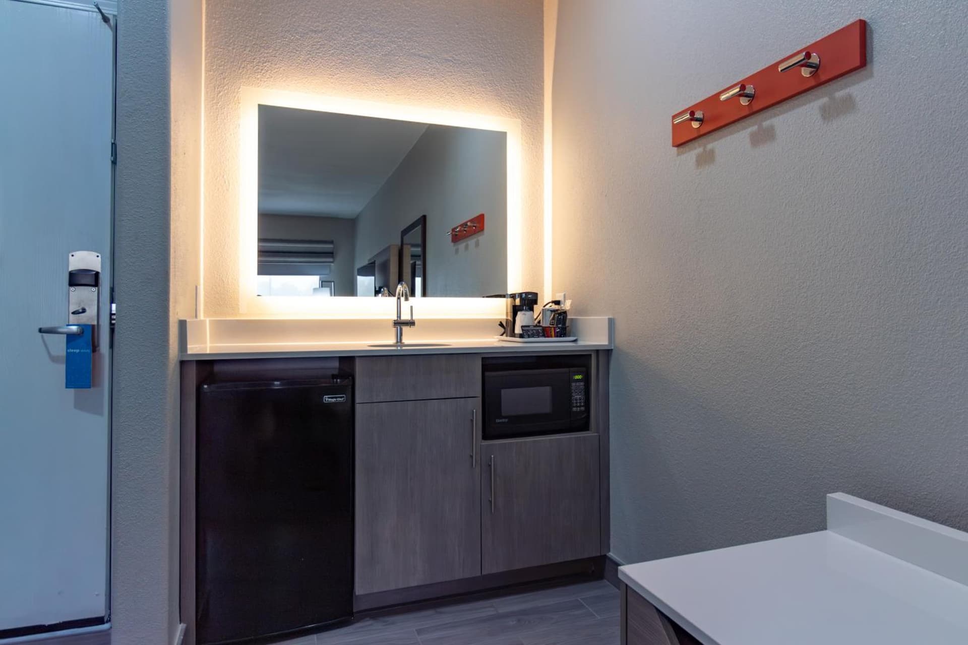 Hampton Inn & Suites Denton gallery photo in Denton, TX — image 17