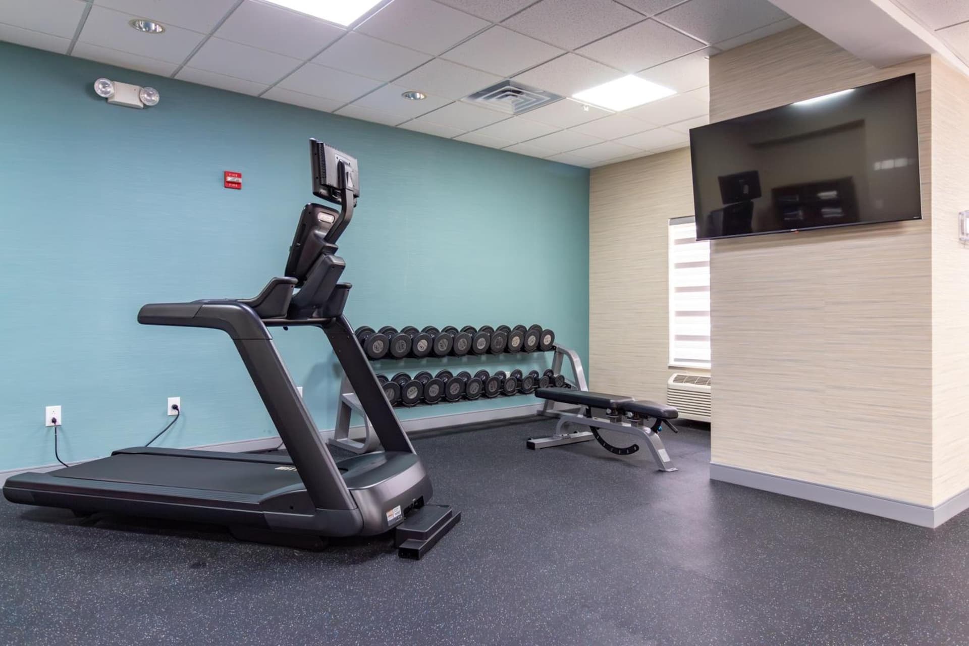 Hampton Inn & Suites Denton gallery photo in Denton, TX — image 36