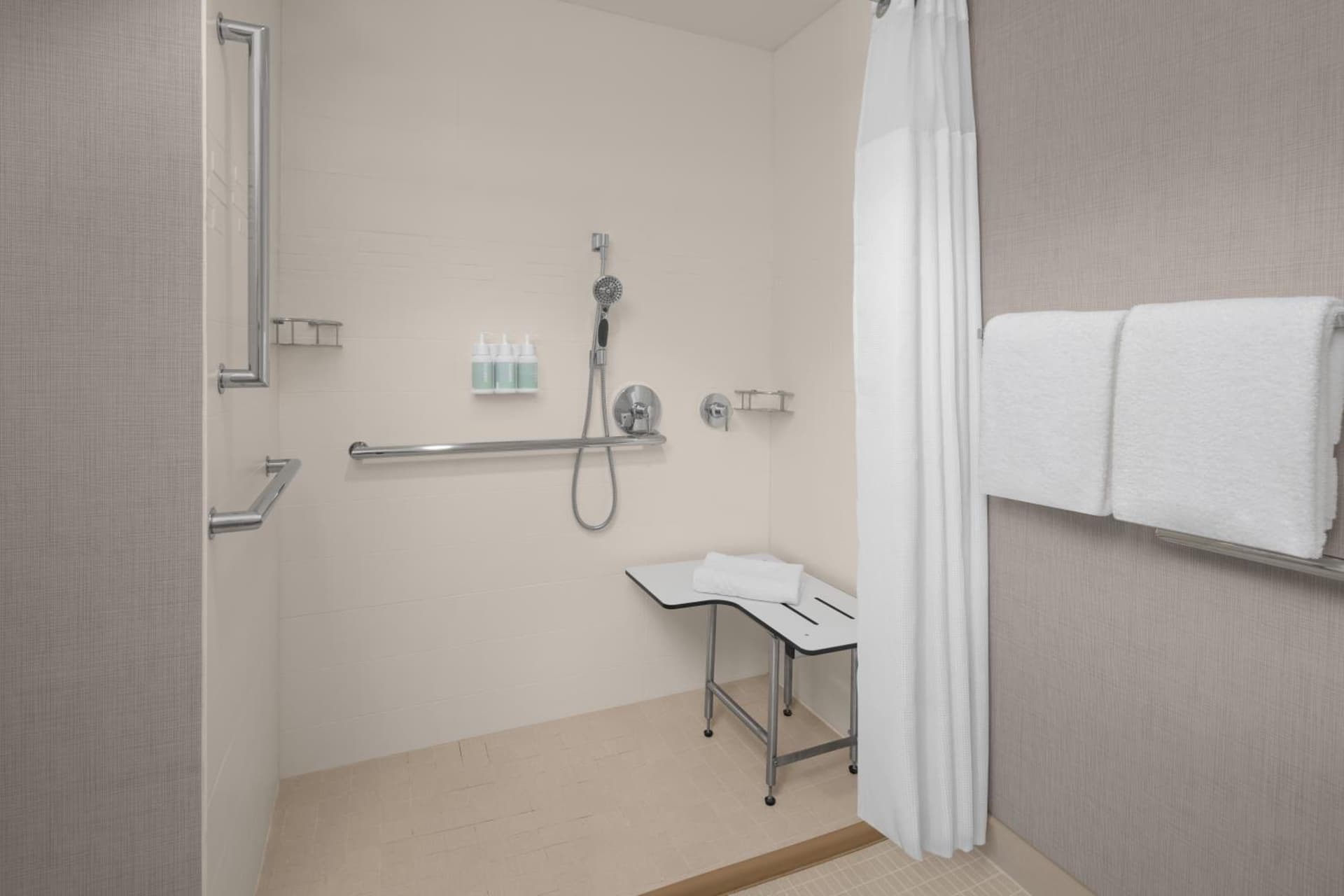 Residence Inn by Marriott Santa Clarita Valencia gallery photo in Santa Clarita, CA — image 62