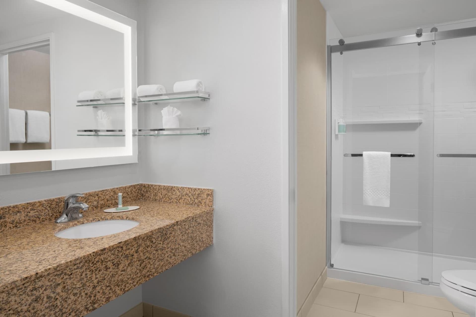 Residence Inn by Marriott Santa Clarita Valencia gallery photo in Santa Clarita, CA — image 38