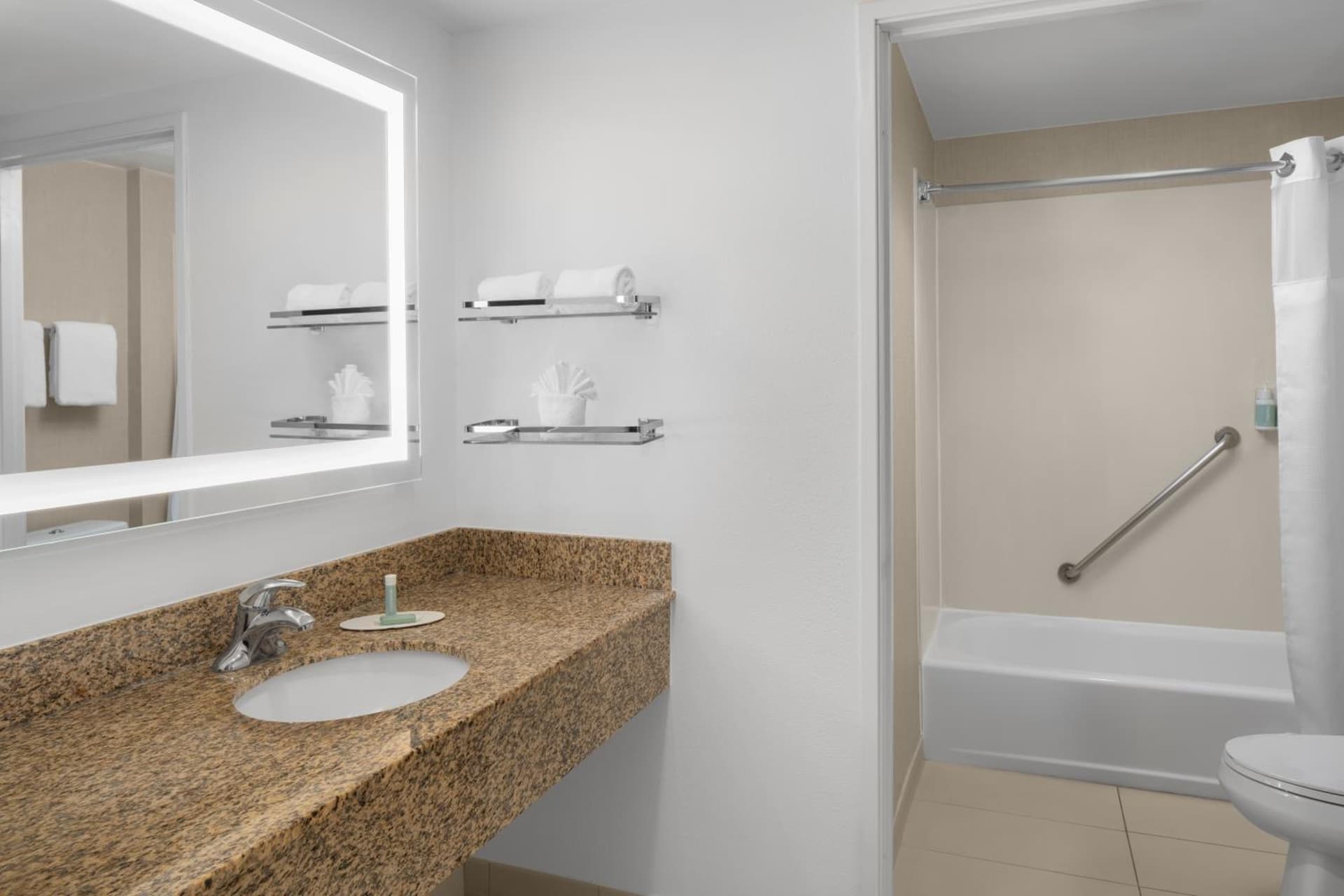 Residence Inn by Marriott Santa Clarita Valencia gallery photo in Santa Clarita, CA — image 65