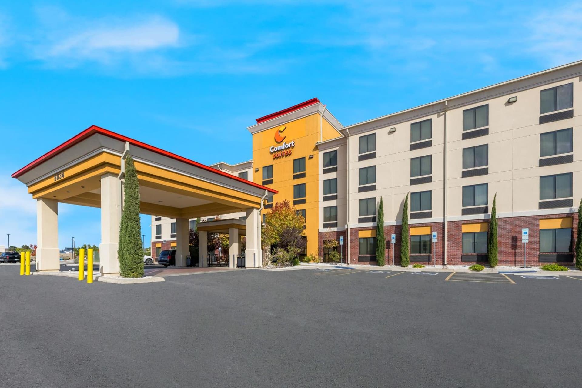 Comfort Suites El Paso West featured exterior or lobby in El Paso, TX — similar hotel