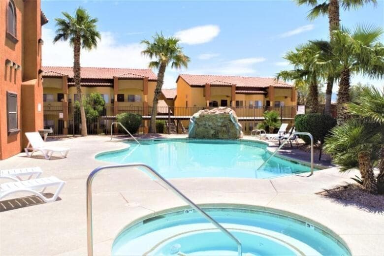 About Time Oasis interior in Mesquite, NV — gallery photo 2