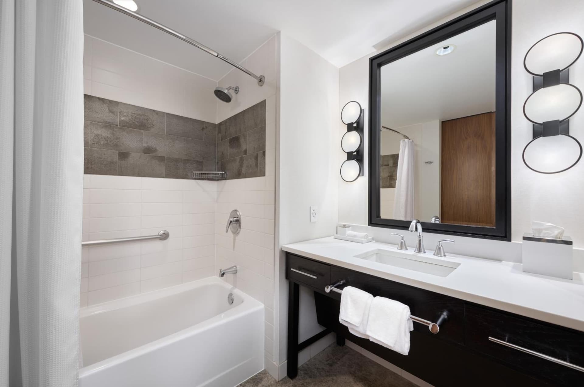 Loews Chicago Hotel gallery photo in Chicago, IL — image 74