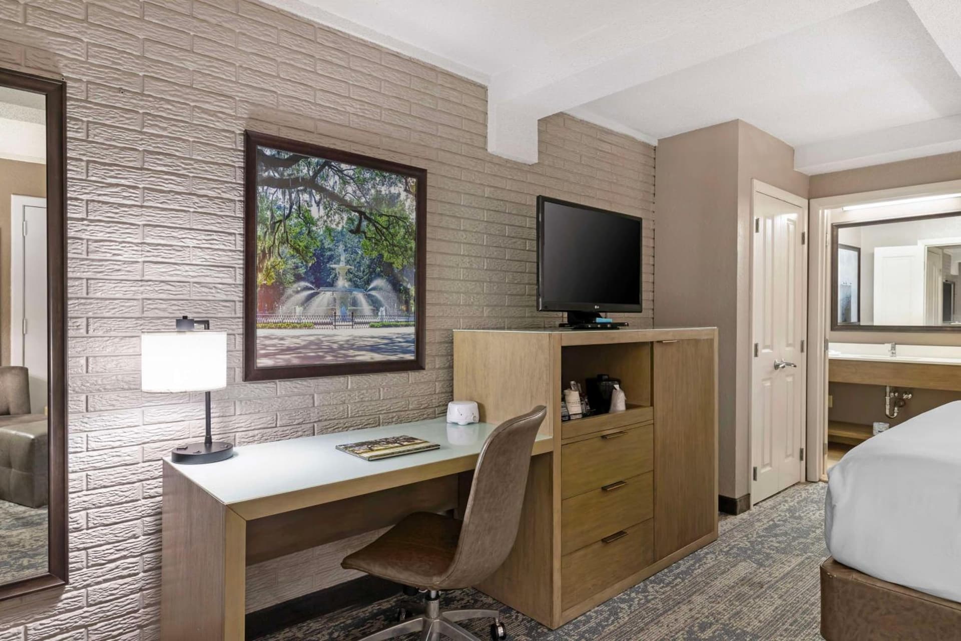Best Western Savannah Historic District gallery photo in Savannah, GA — image 29