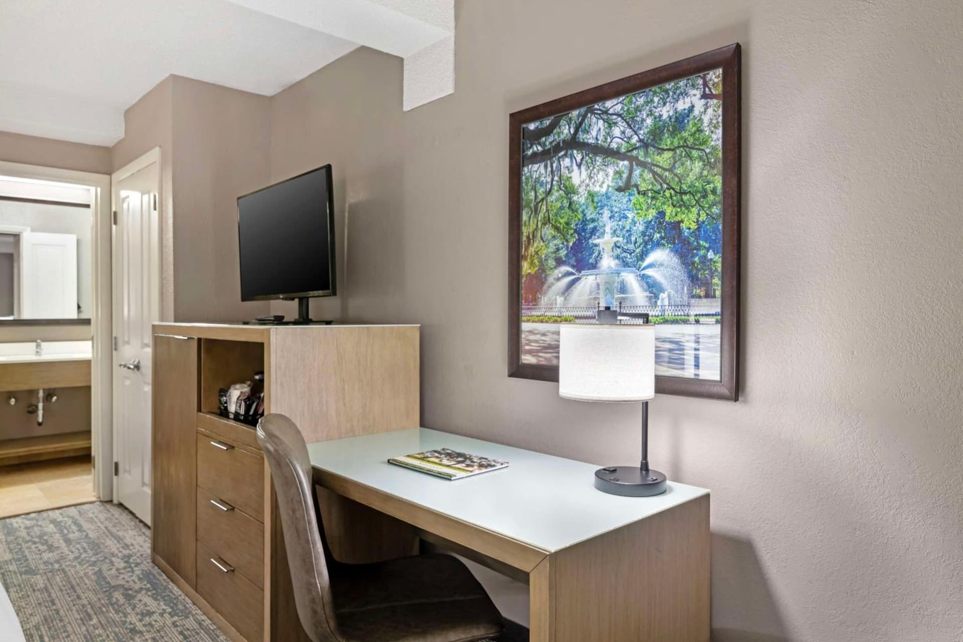 Best Western Savannah Historic District gallery photo in Savannah, GA — image 7