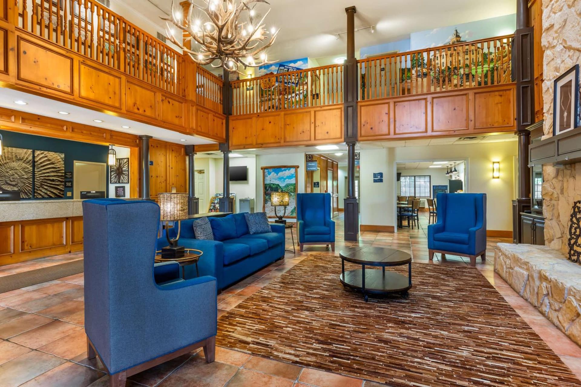 Best Western Dinosaur Valley Inn & Suites property views in Glen Rose, TX — gallery photo 3