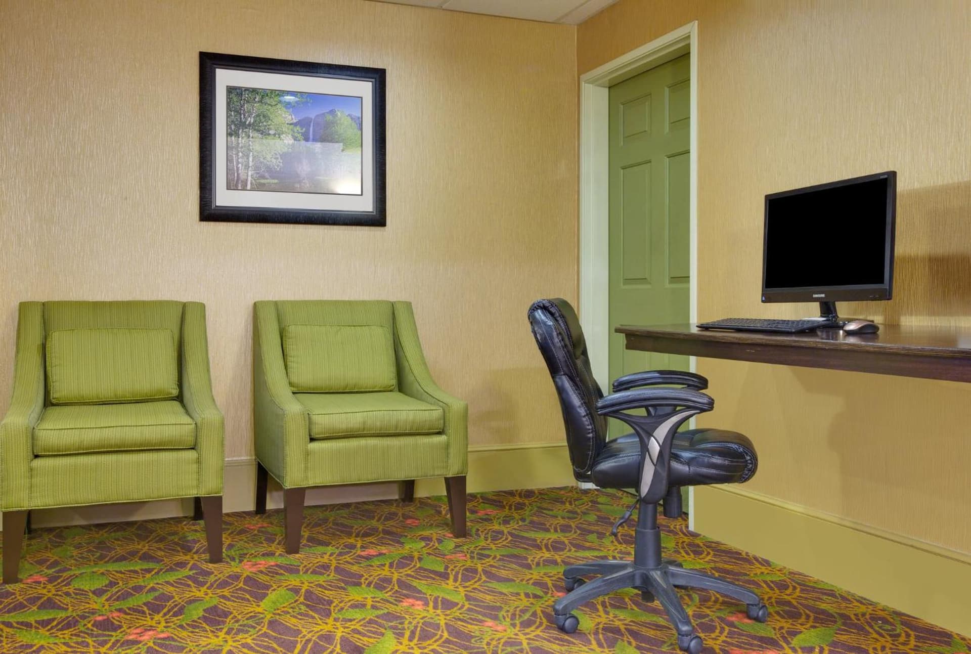 Holiday Inn Express Oakdale by IHG gallery photo in Oakdale, CA — image 10