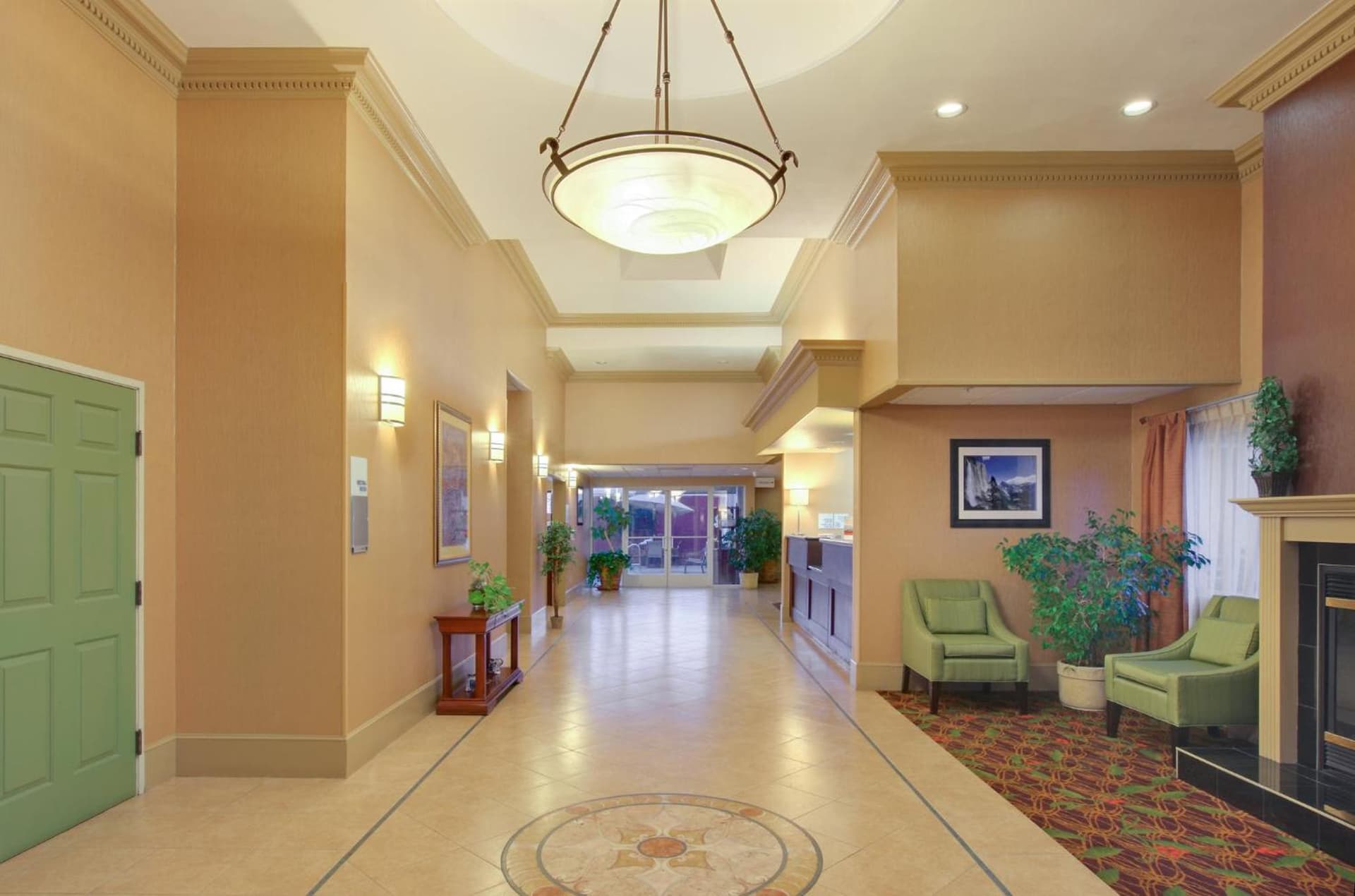 Holiday Inn Express Oakdale by IHG gallery photo in Oakdale, CA — image 27