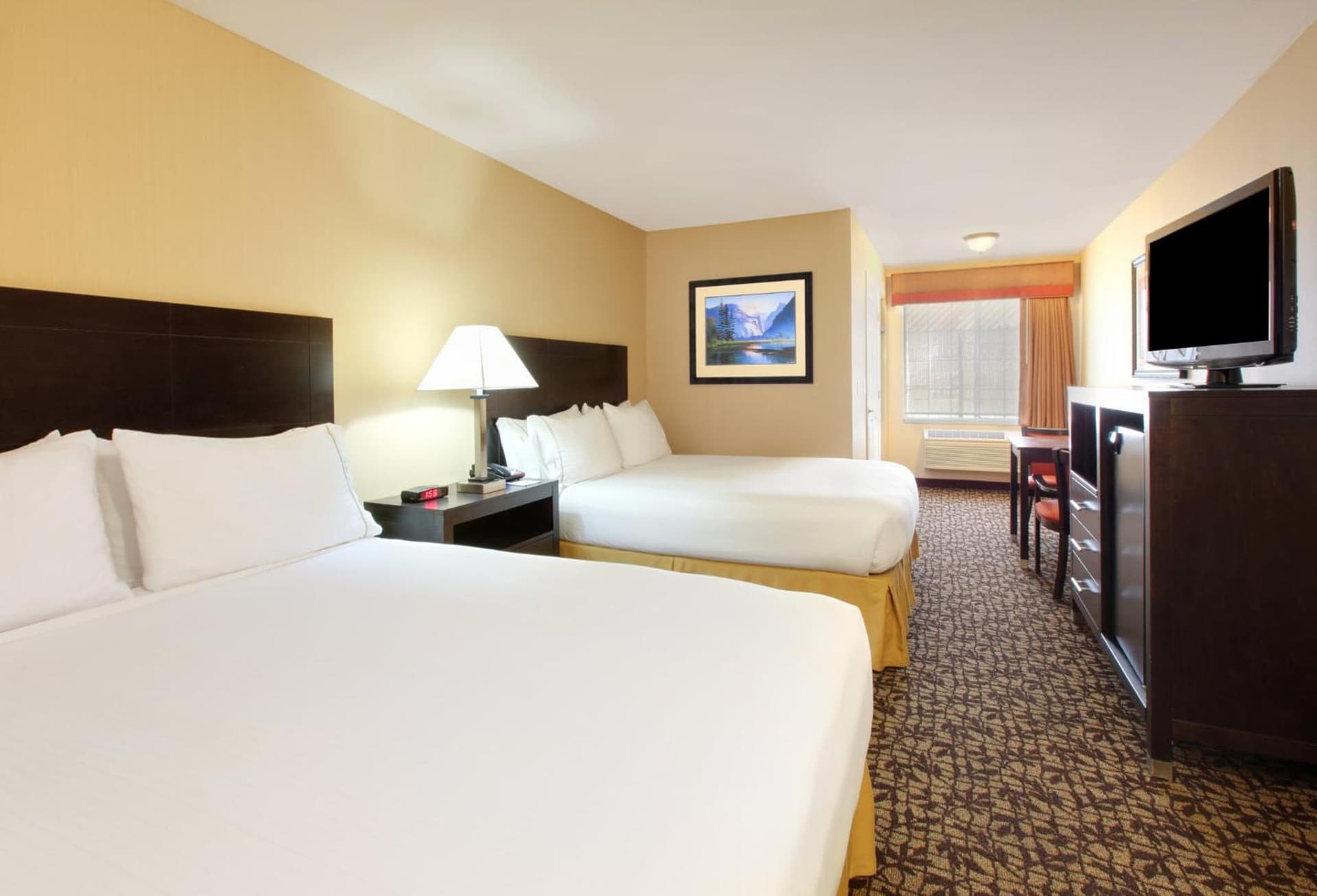 Holiday Inn Express Oakdale by IHG gallery photo in Oakdale, CA — image 43