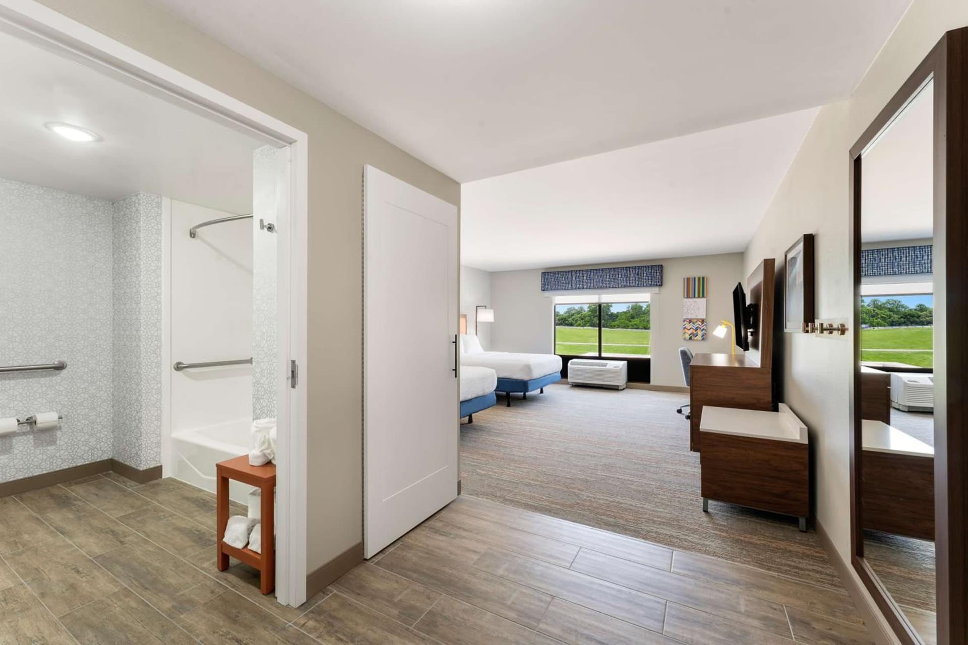 Hampton Inn Milford gallery photo in Milford, DE — image 25