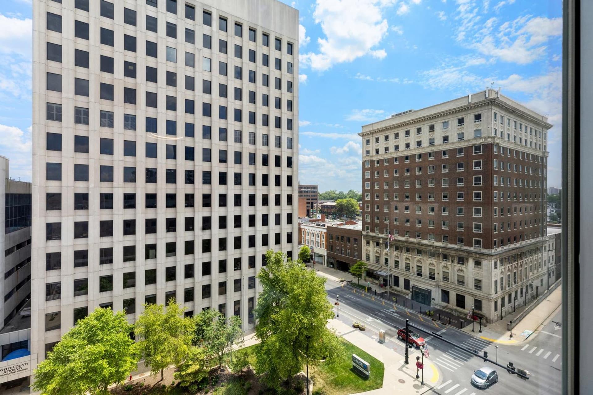 175 LEX - Walkable Downtown Lexington & Rupp Arena - Full Condos gallery photo in Lexington, KY — image 122