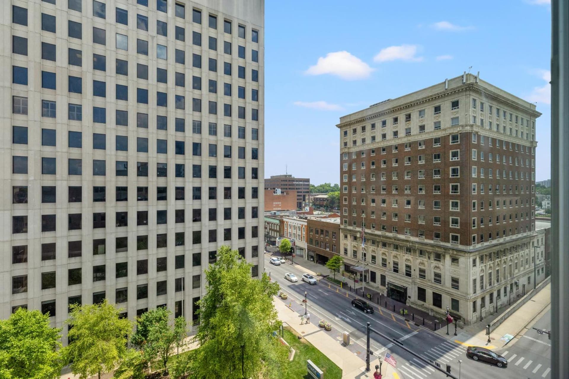 175 LEX - Walkable Downtown Lexington & Rupp Arena - Full Condos gallery photo in Lexington, KY — image 127