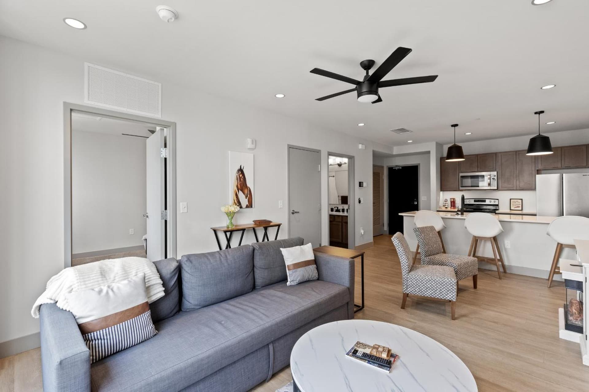175 LEX - Walkable Downtown Lexington & Rupp Arena - Full Condos gallery photo in Lexington, KY — image 135