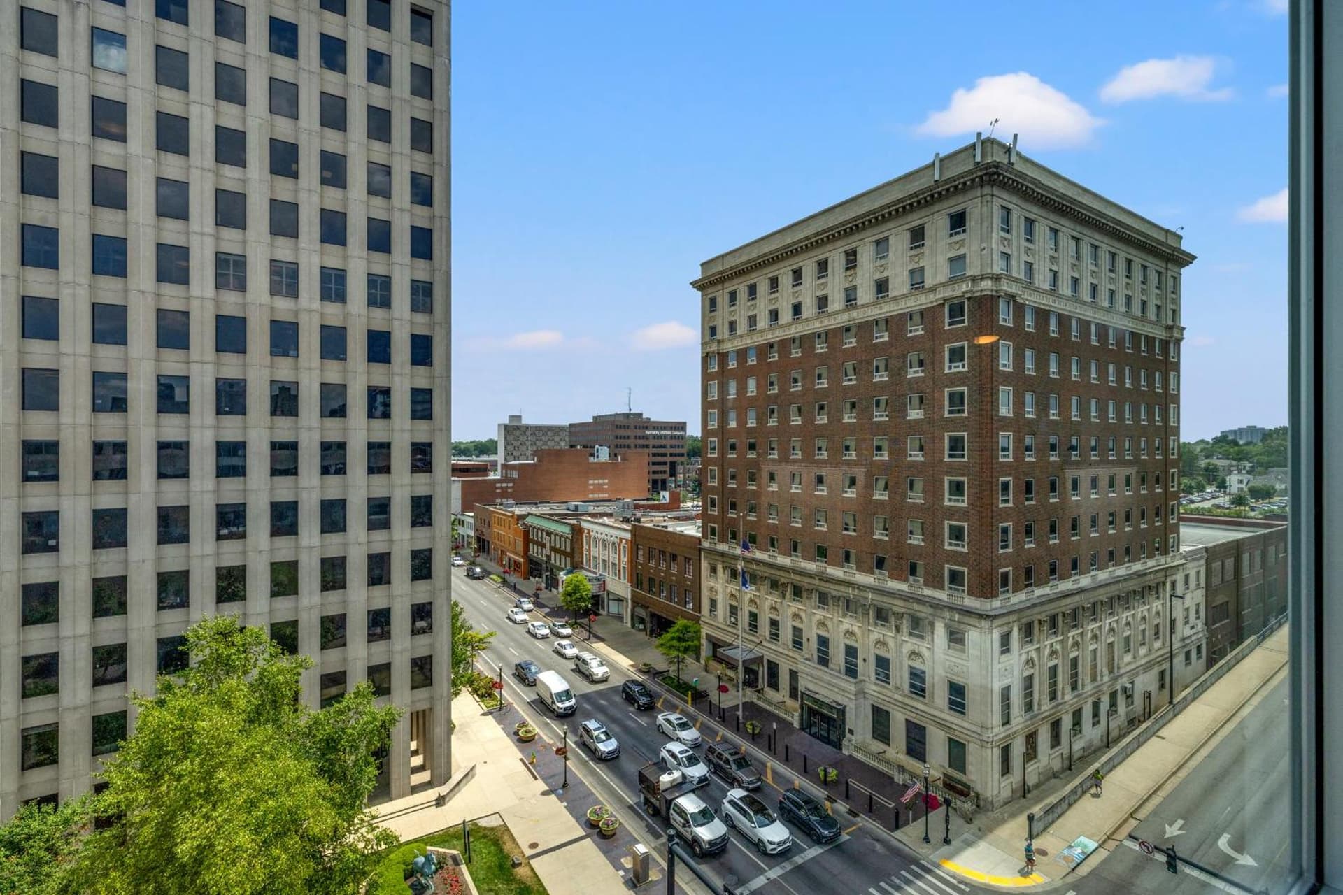 175 LEX - Walkable Downtown Lexington & Rupp Arena - Full Condos gallery photo in Lexington, KY — image 134