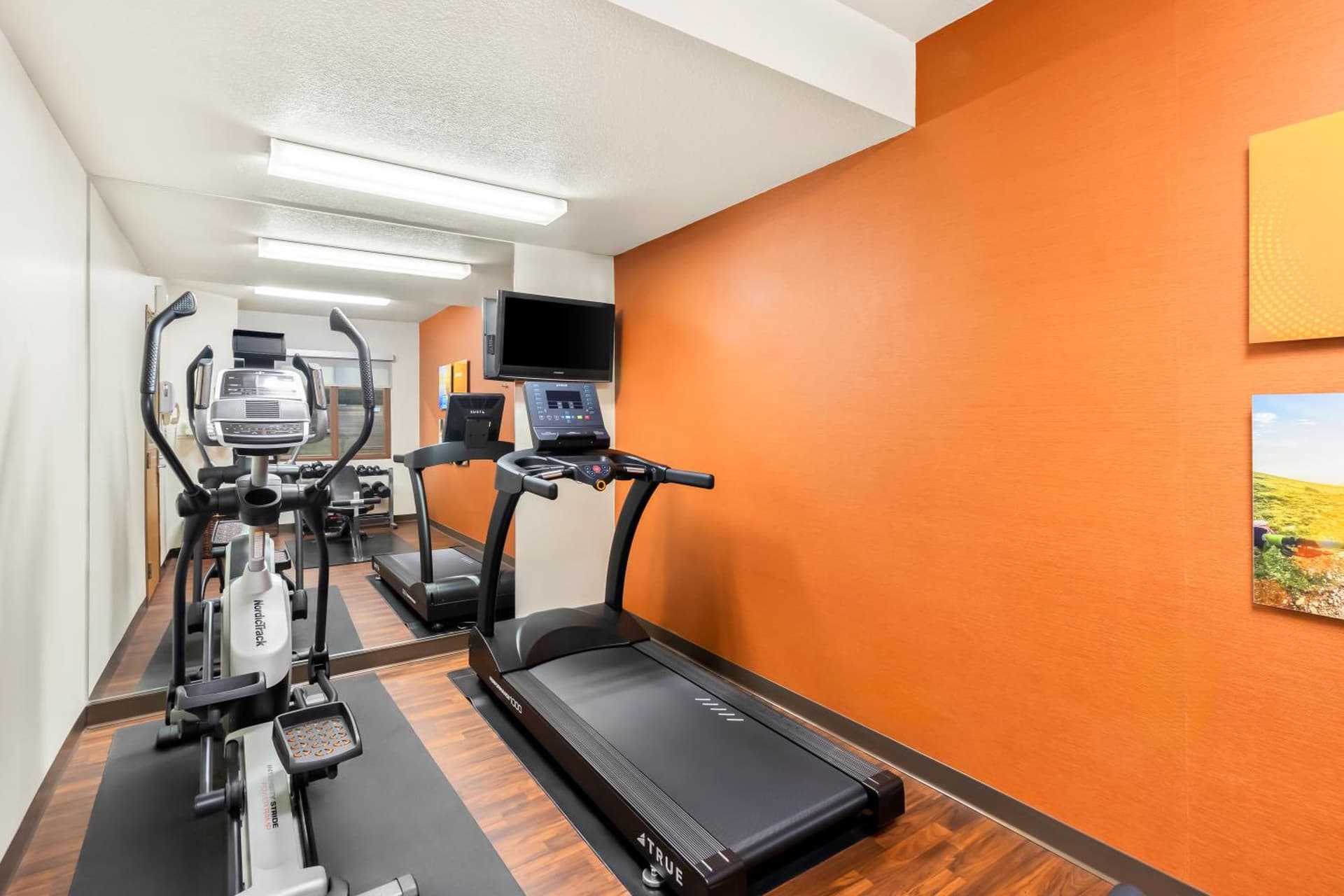 Comfort Suites Portland Airport gallery photo in Portland, OR — image 12