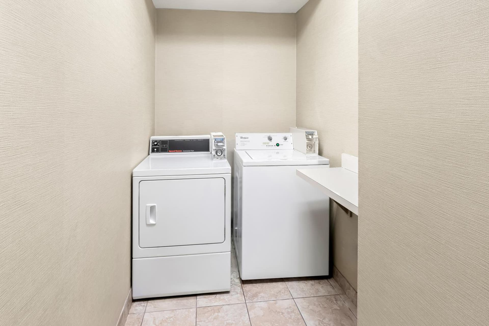 Comfort Suites Portland Airport gallery photo in Portland, OR — image 33