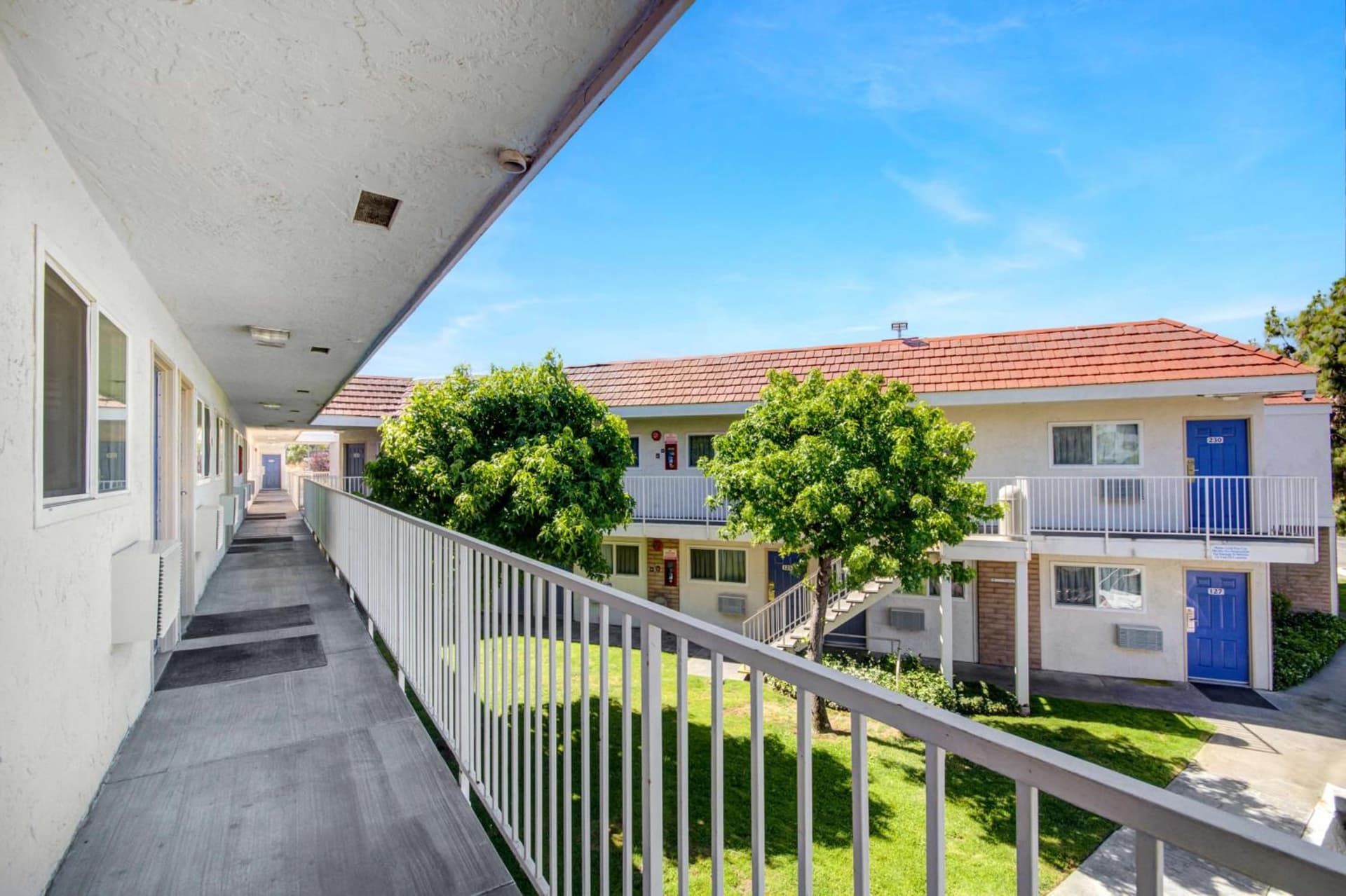 Motel 6-San Jose, CA - Airport property views in San Jose, CA — gallery photo 3