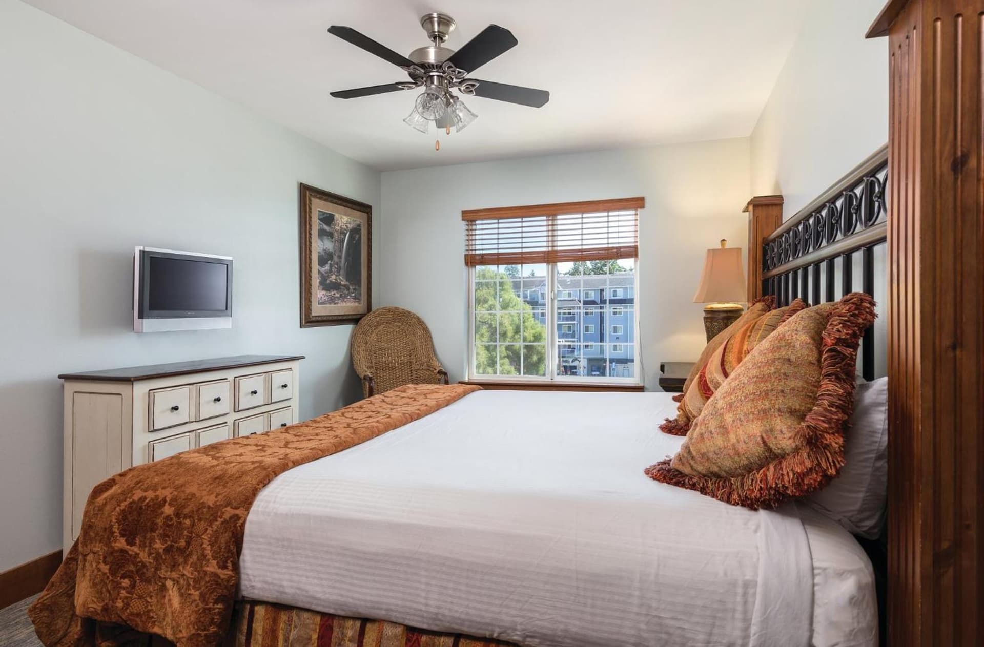WorldMark Birch Bay interior in Birch Bay, WA — gallery photo 2