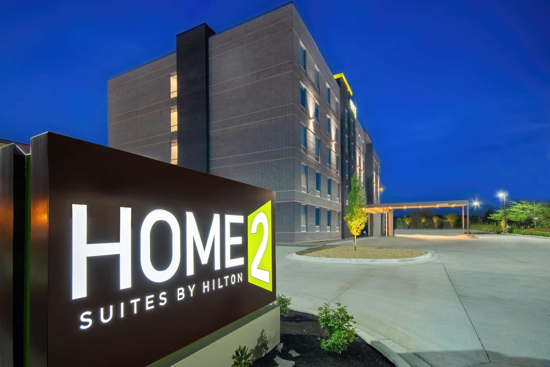 Home2 Suites By Hilton West Chester Cincinnati featured exterior or lobby in West Chester, OH — similar hotel