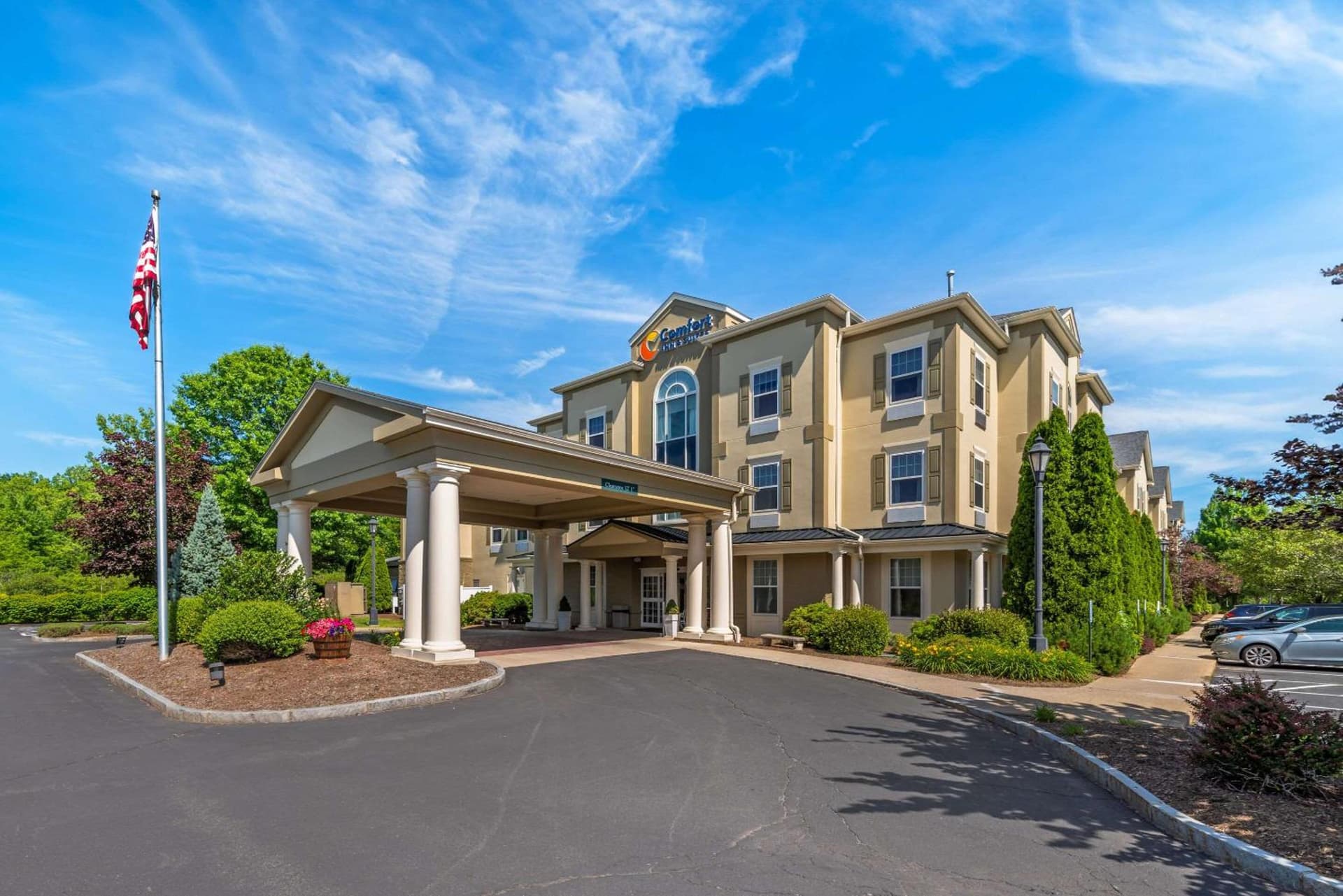Comfort Inn & Suites Hadley - Amherst property views in Hadley — gallery photo 3