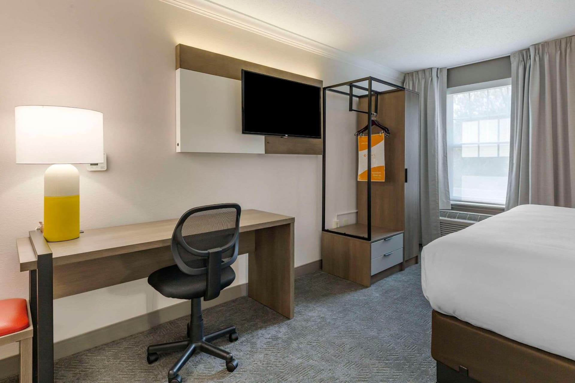 Comfort Inn & Suites Hadley - Amherst gallery photo in Hadley — image 13