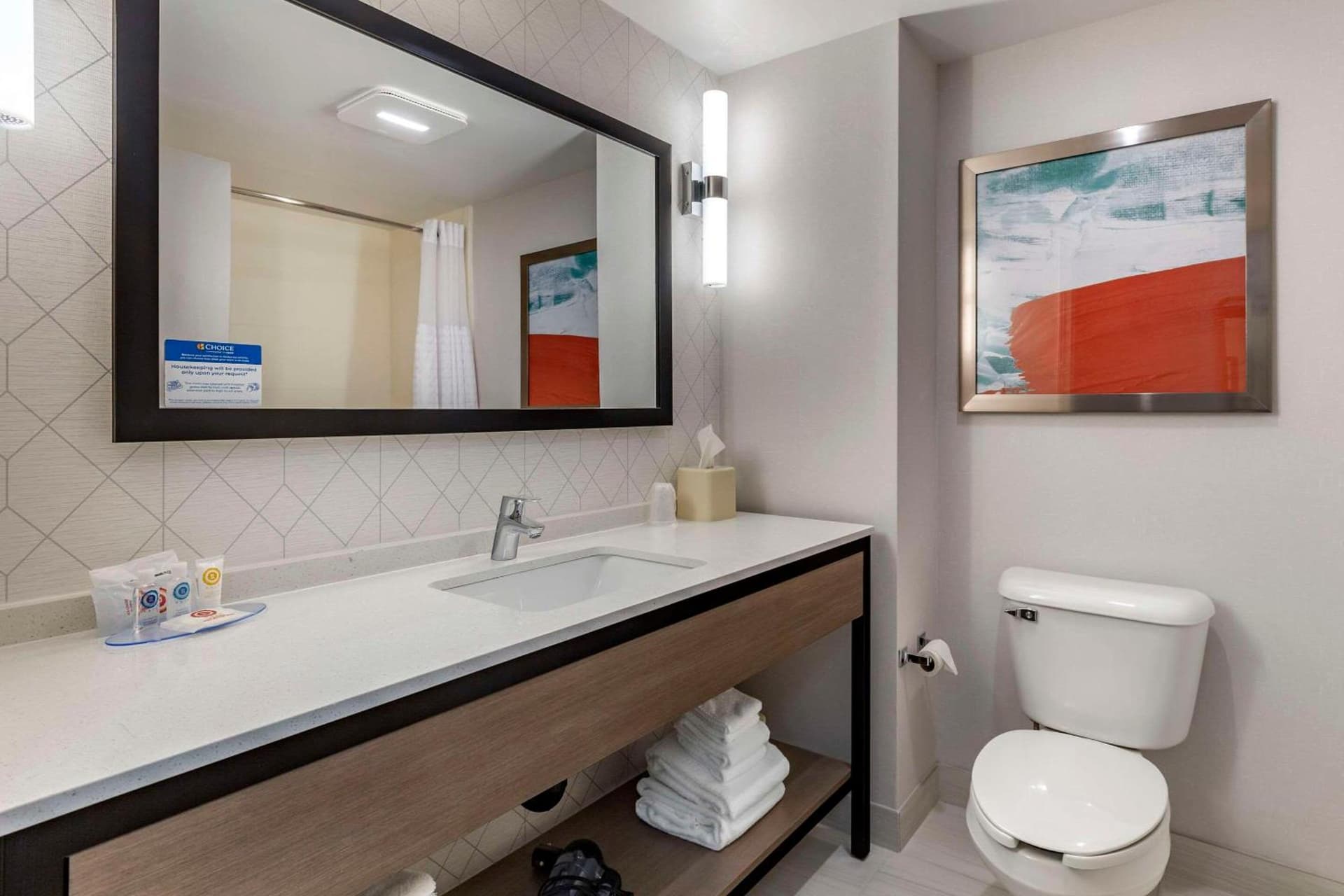 Comfort Inn & Suites Hadley - Amherst gallery photo in Hadley — image 5