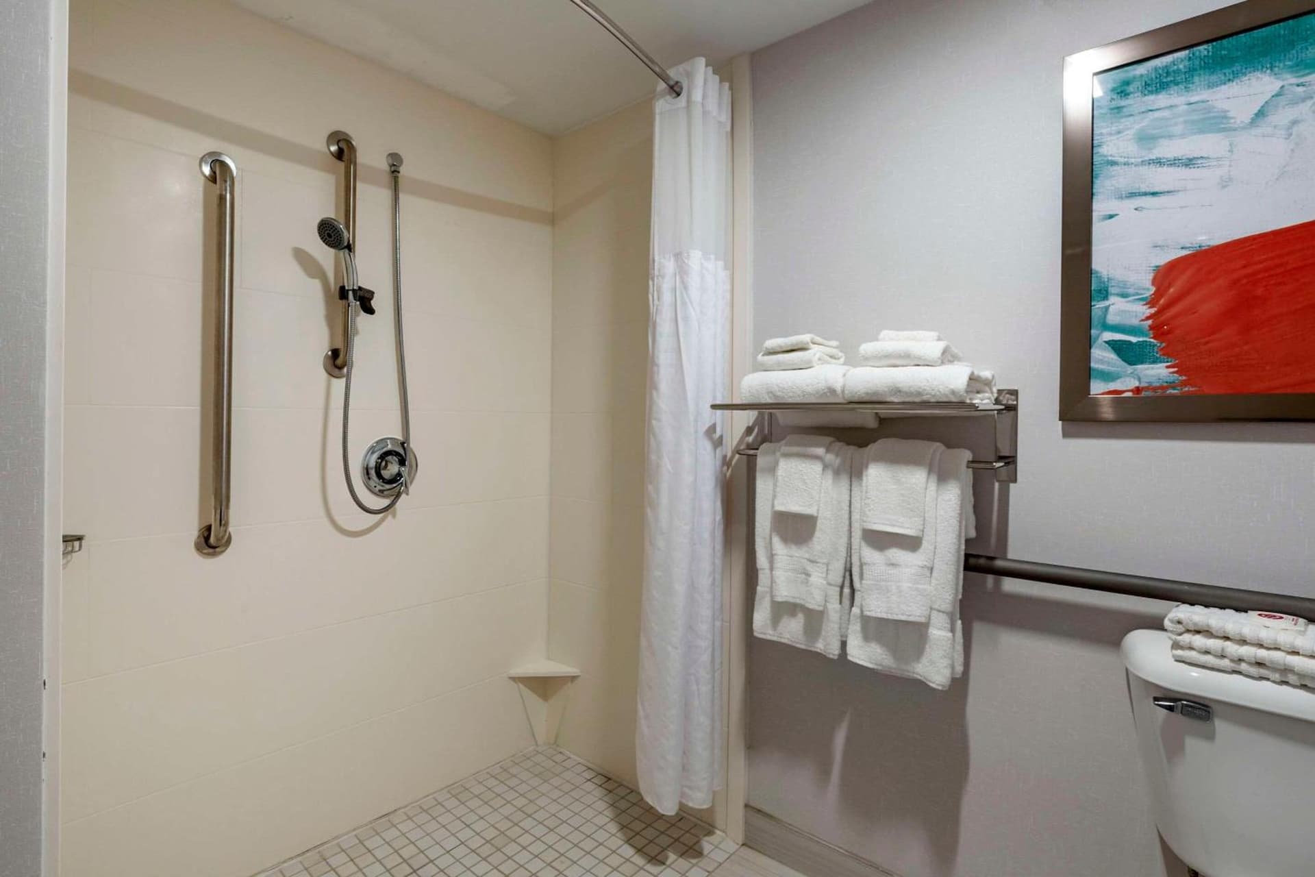 Comfort Inn & Suites Hadley - Amherst gallery photo in Hadley — image 8