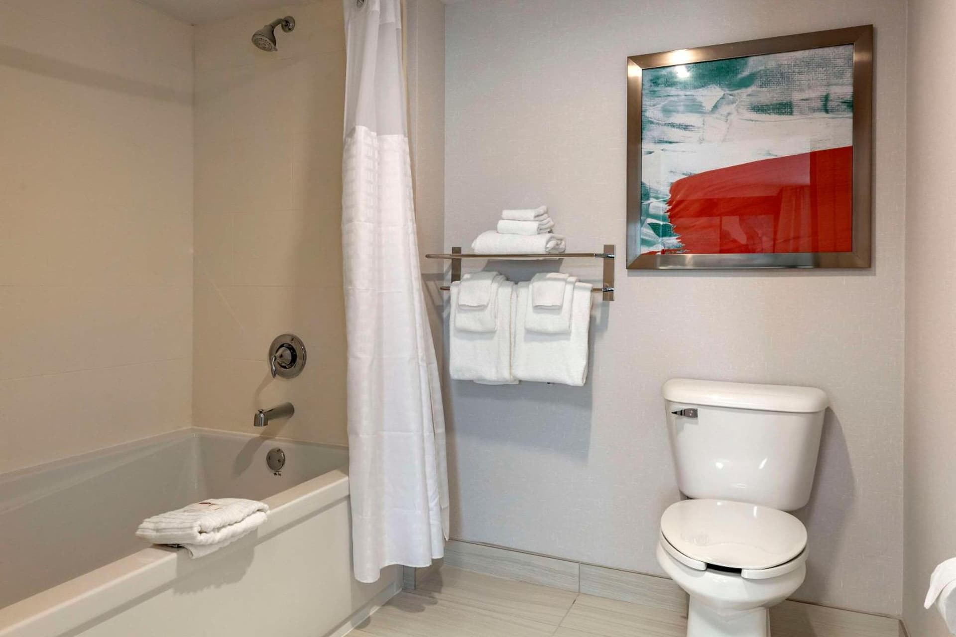 Comfort Inn & Suites Hadley - Amherst gallery photo in Hadley — image 18