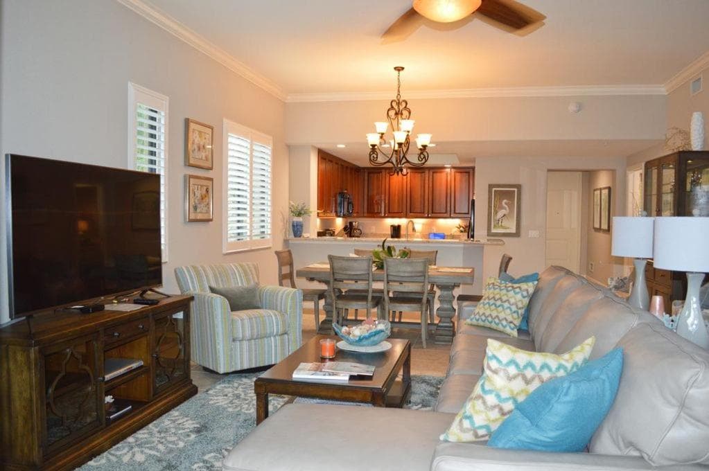 Naples Bay Resort and Marina gallery photo in Naples, FL — image 7