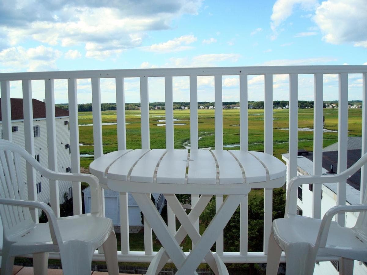 Atlantic Breeze Suites gallery photo in Hampton, NH — image 59