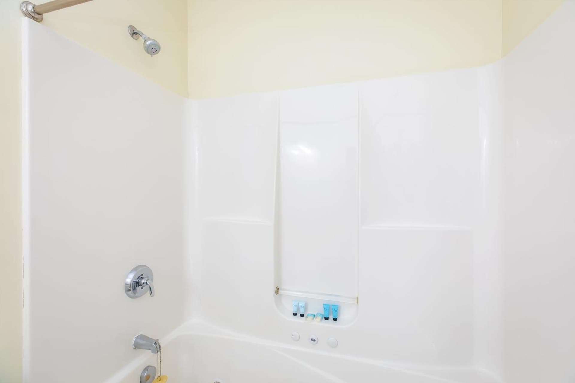 Atlantic Breeze Suites gallery photo in Hampton, NH — image 33