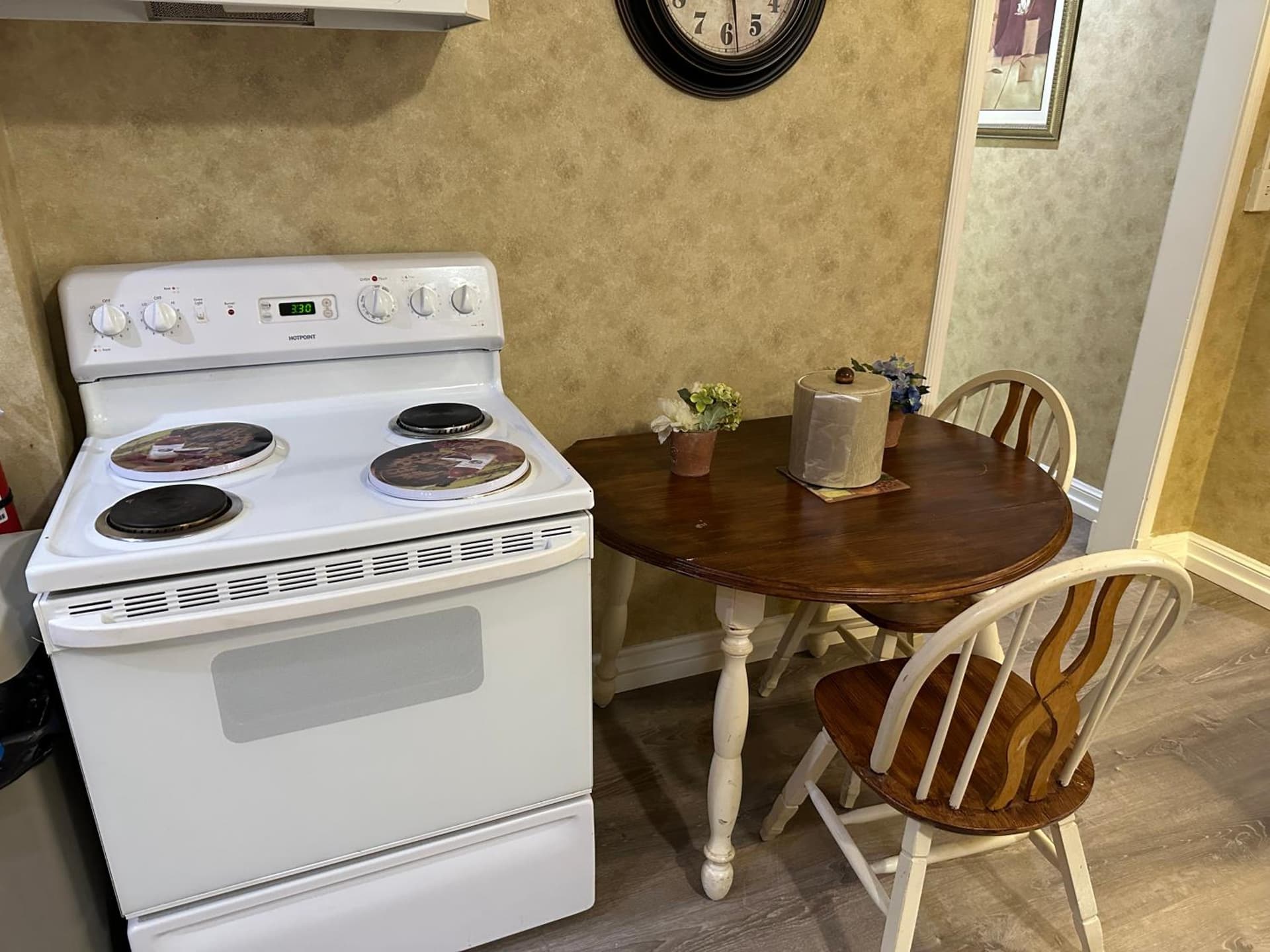 Island House Historic Vacation Rentals gallery photo in Port Clinton, OH — image 156
