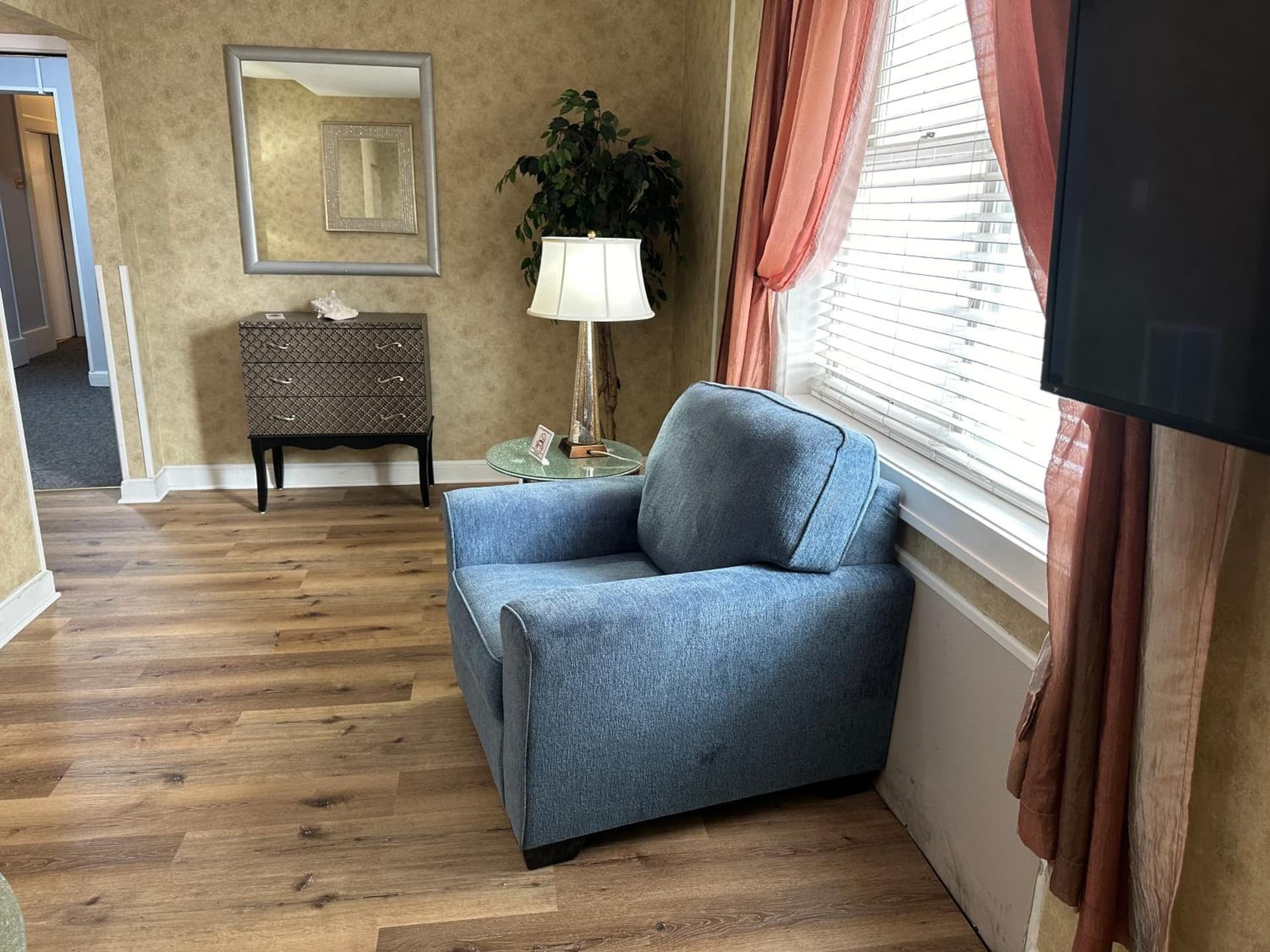 Island House Historic Vacation Rentals gallery photo in Port Clinton, OH — image 116