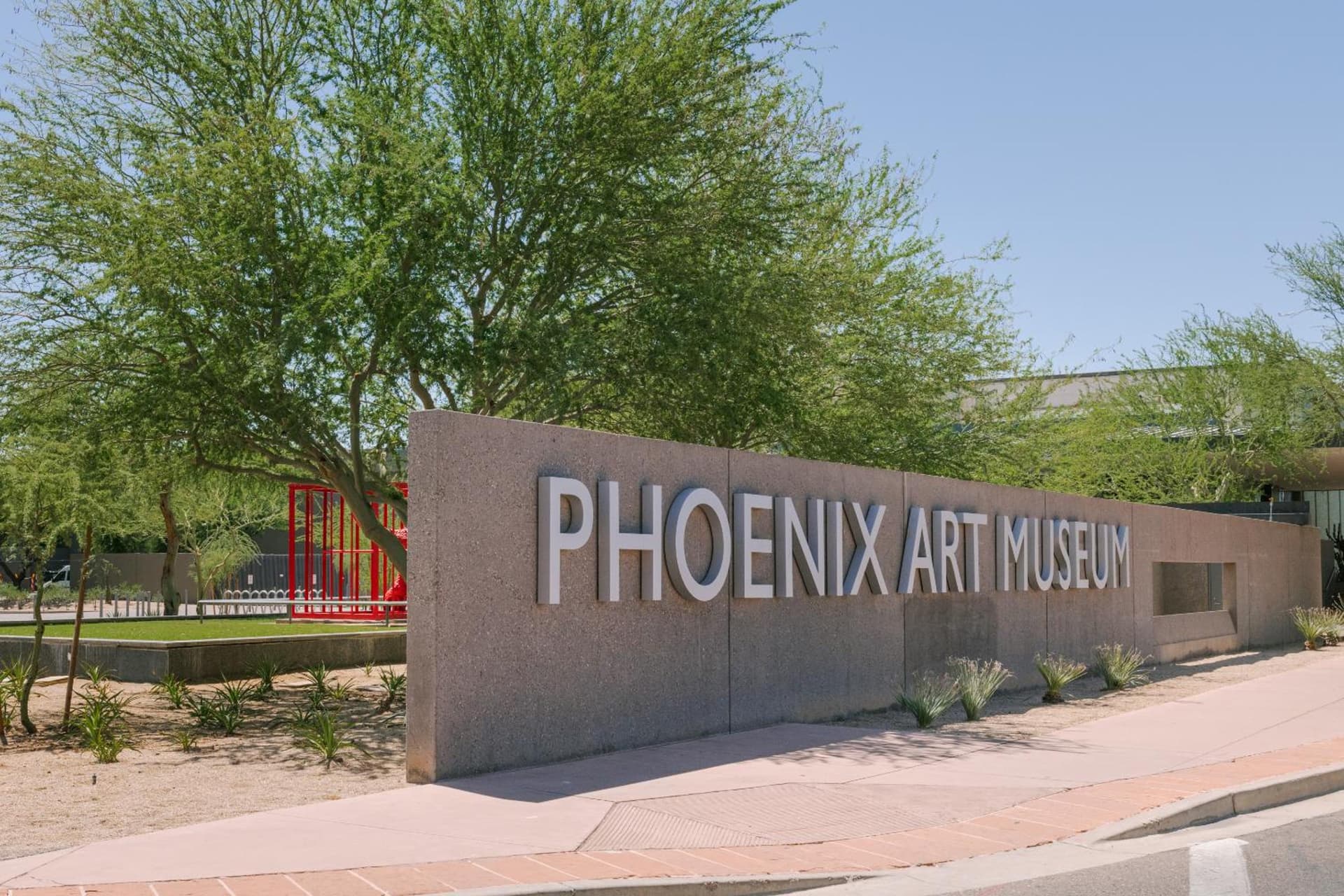 Sonder Ida property views in Phoenix, AZ — gallery photo 3