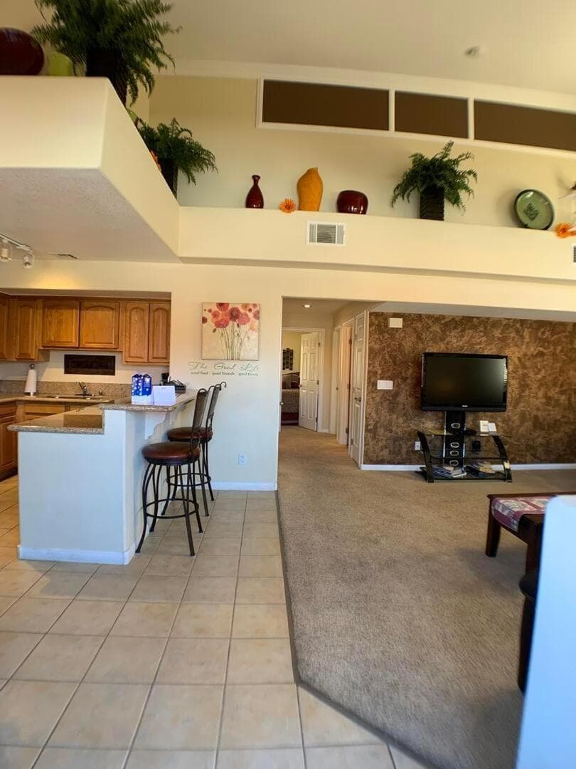 Spectacular Condo property views in Mesquite, NV — gallery photo 3