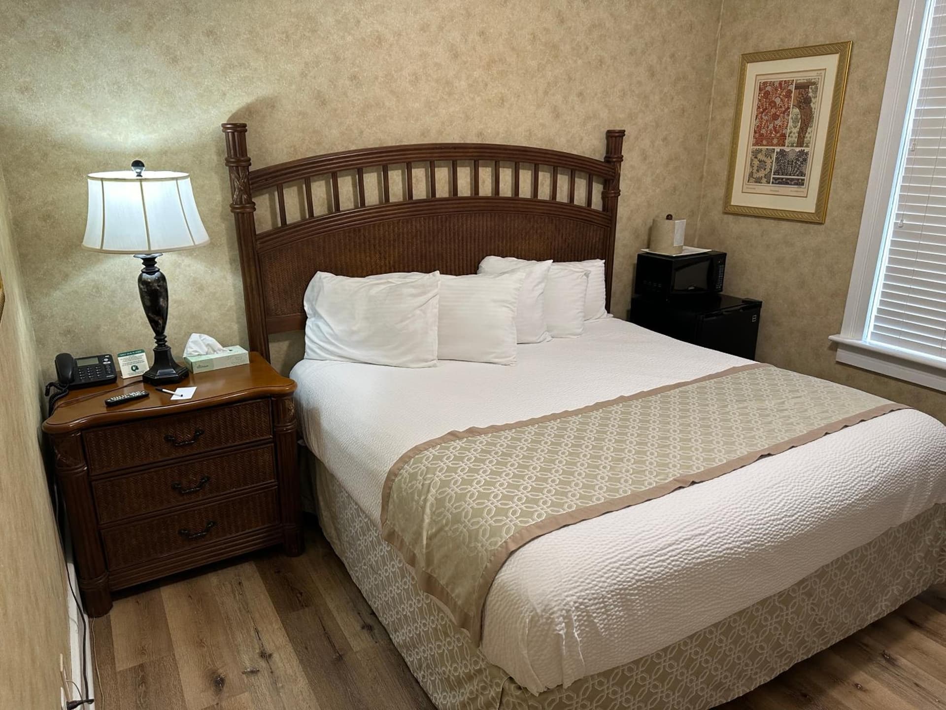 Island House Historic Vacation Rentals gallery photo in Port Clinton, OH — image 85