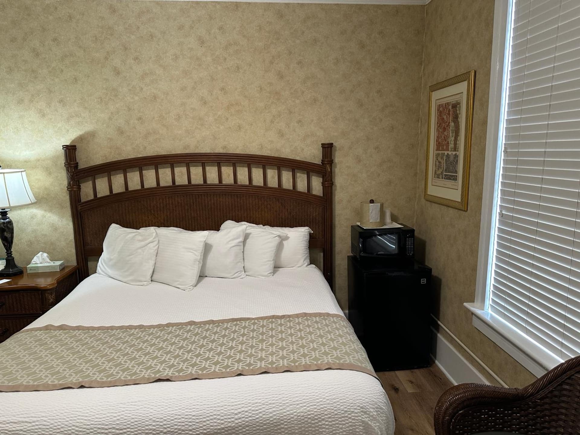 Island House Historic Vacation Rentals gallery photo in Port Clinton, OH — image 197